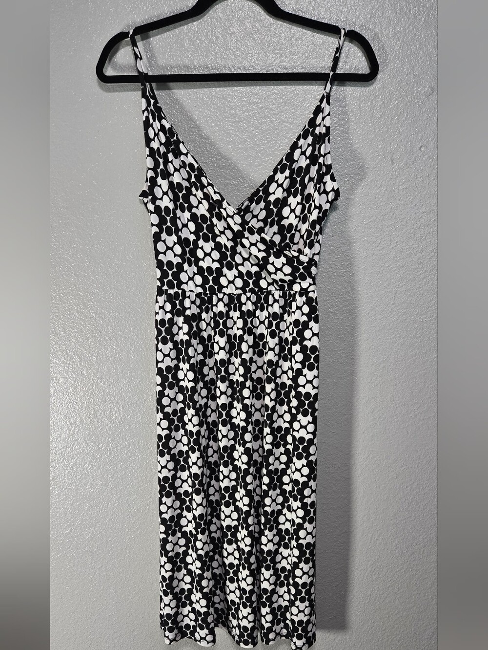 Gilli Black & White Floral Wrap Dress - Women